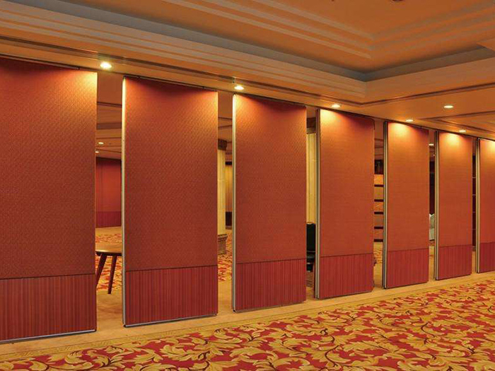 屏風(fēng)隔斷去污漬的有效方法