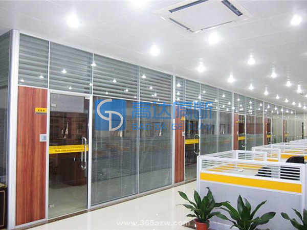 活動玻璃隔斷