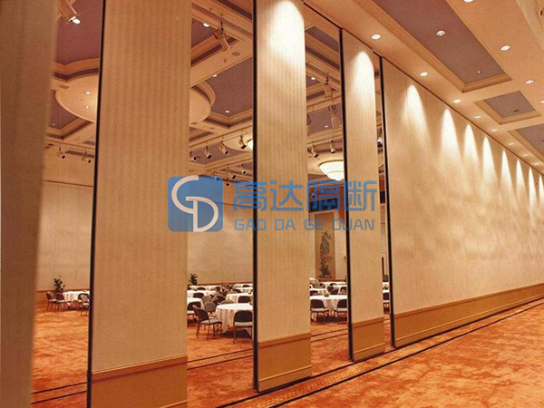 100型活動(dòng)隔斷