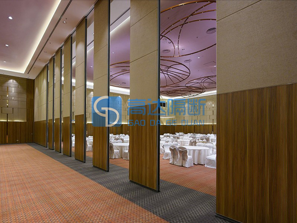 100型活動(dòng)隔斷