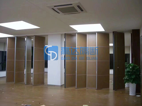 65型活動(dòng)隔斷